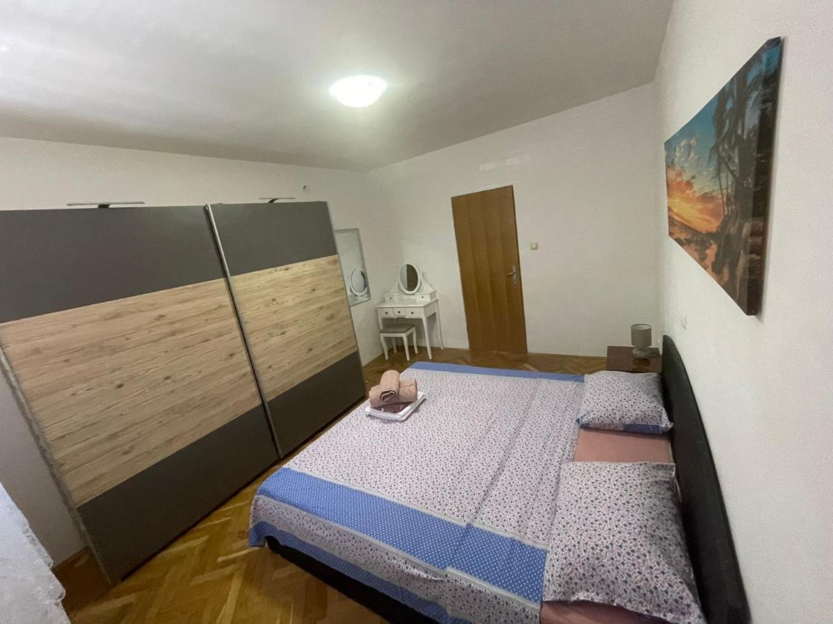 Apartments Fratelli Malinska Buitenkant foto