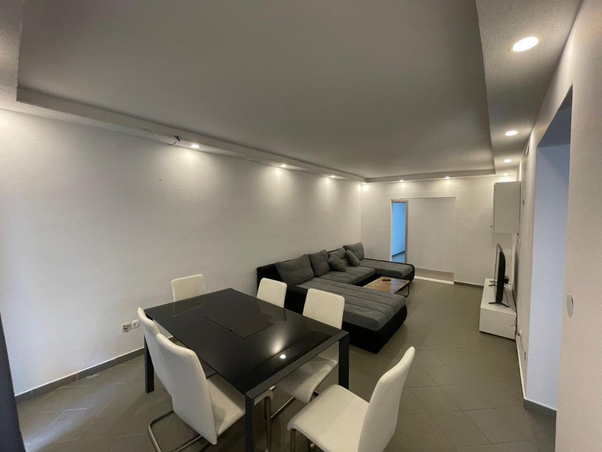 Apartments Fratelli Malinska Buitenkant foto